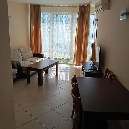 Nikeapark Apartment *